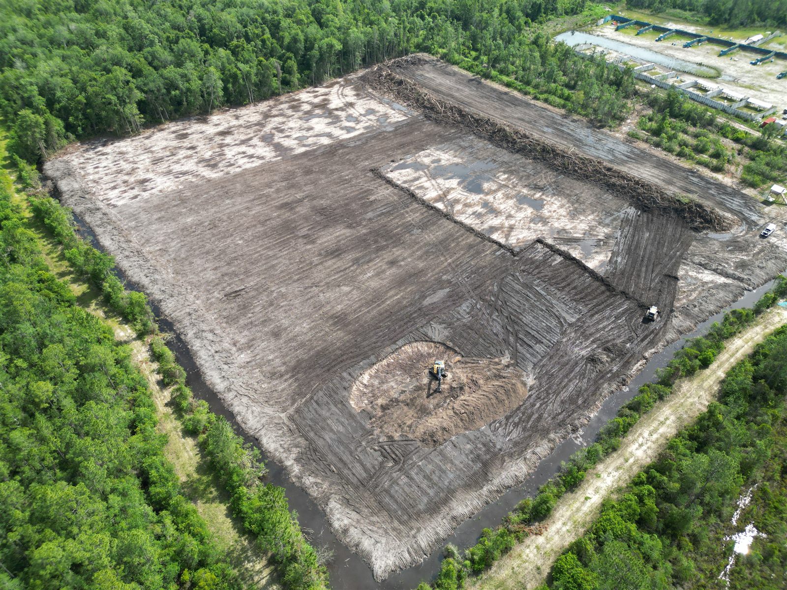 Aerial view of a large land clearing and grading job in Northeast Florida